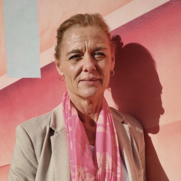 Porträtfoto Tanja Weidenbach